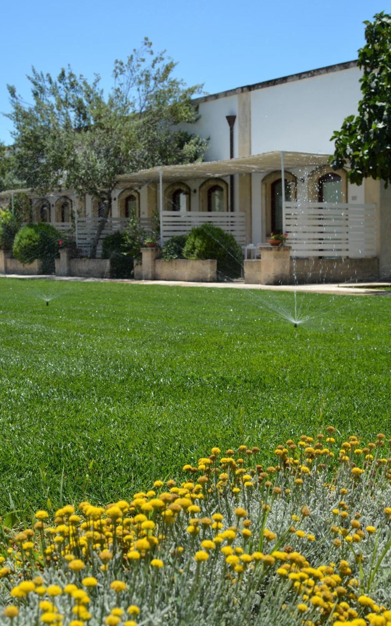 Masseria Corda Di Lana Hotel & Resort Torre Lapillo Eksteriør bilde