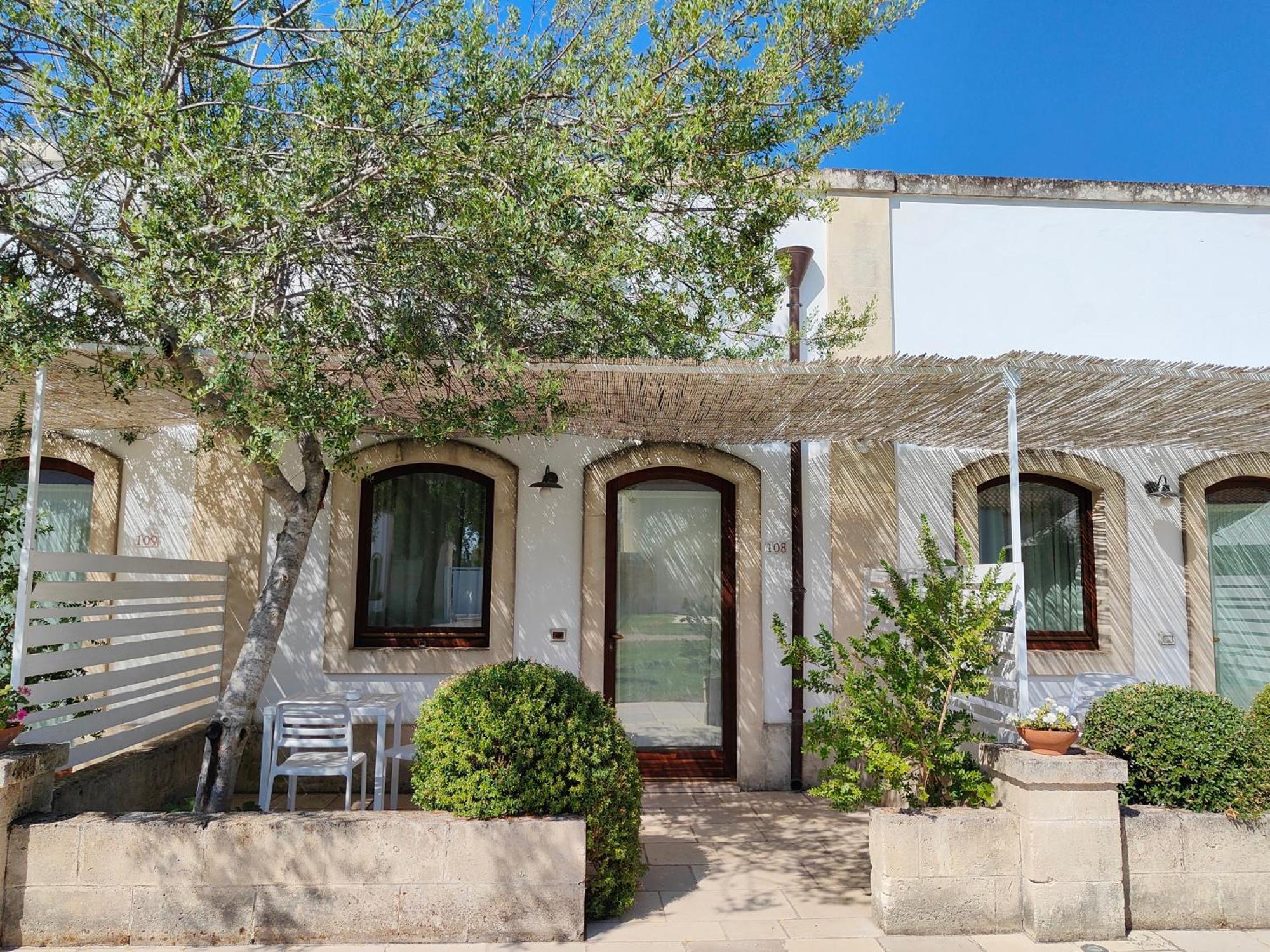 Masseria Corda Di Lana Hotel & Resort Torre Lapillo Eksteriør bilde